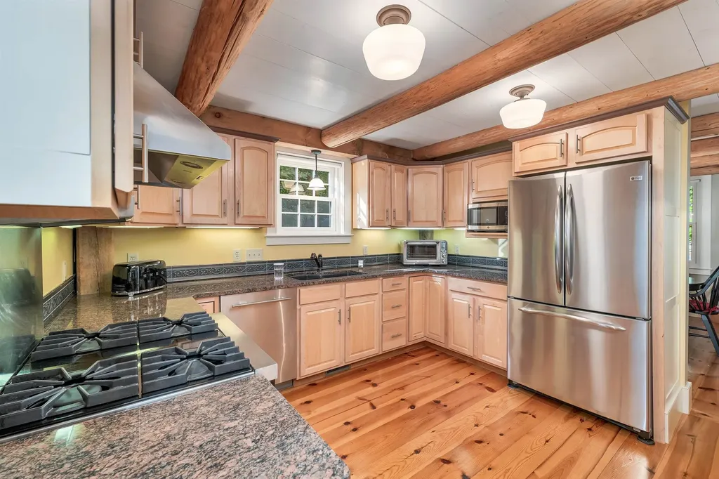 369 Stoddard Road Wolfeboro NH 03894