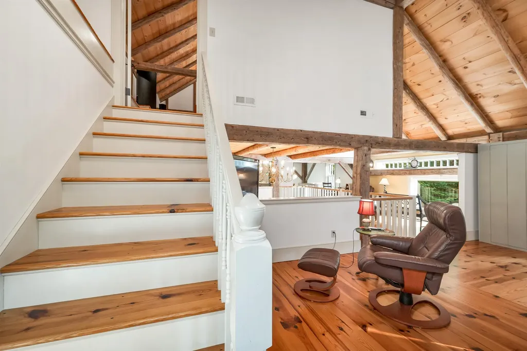 369 Stoddard Road Wolfeboro NH 03894