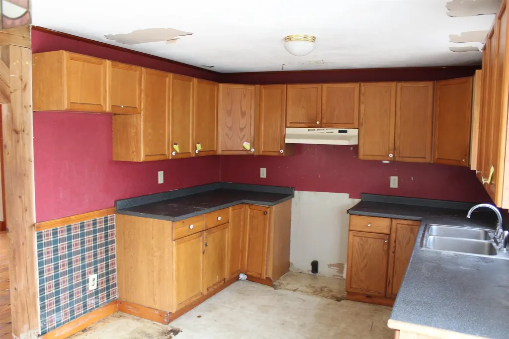 42 Forest Park Drive Rochester NH 03868