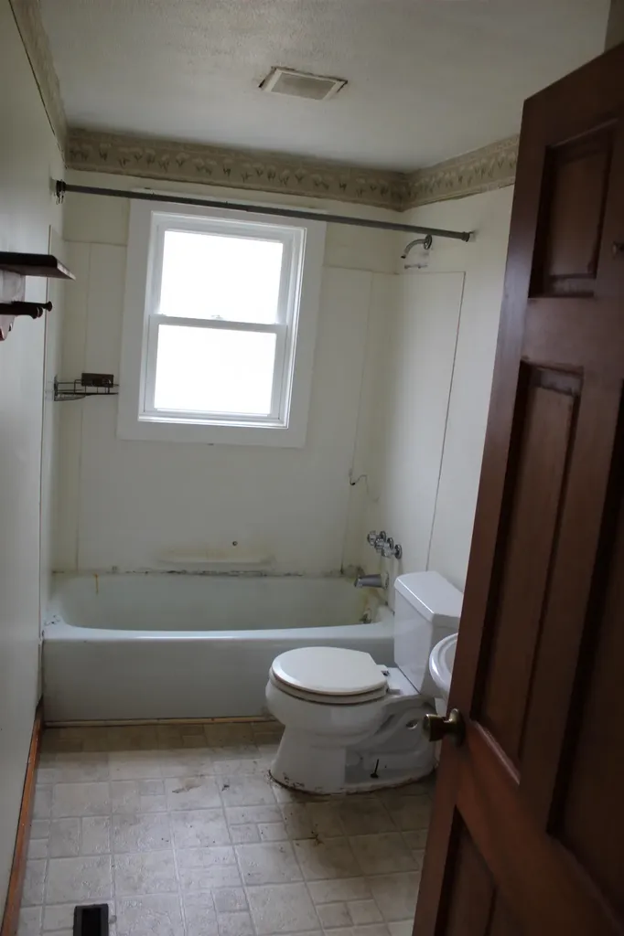 42 Forest Park Drive Rochester NH 03868