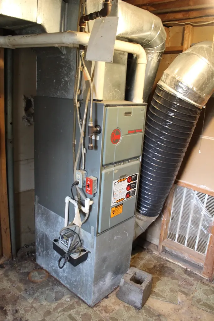 42 Forest Park Drive Rochester NH 03868