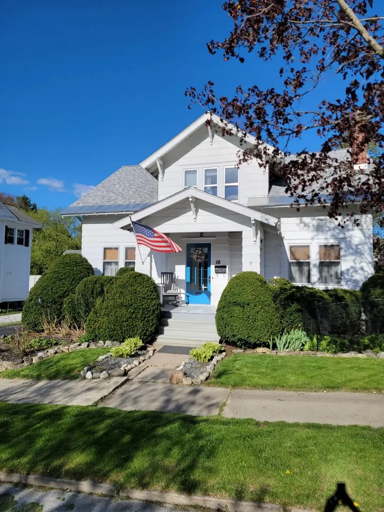 68 Litchfield Avenue Rutland City VT 05701