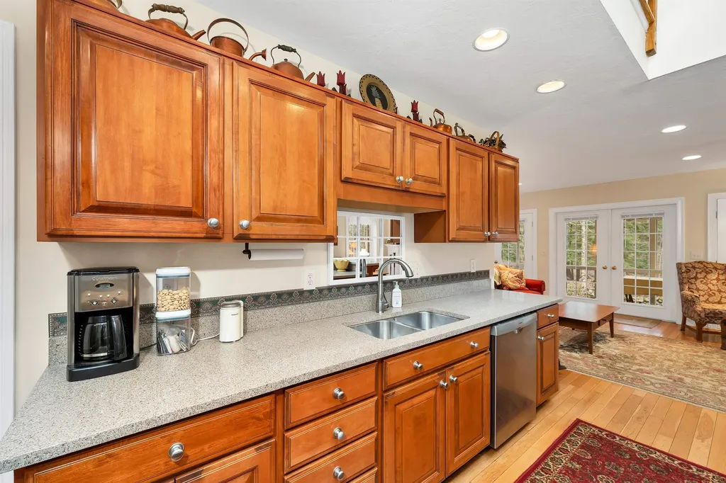 11 Windsong Place Meredith NH 03253