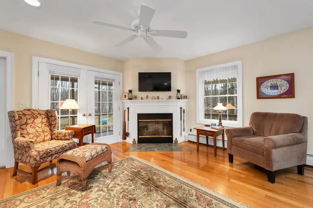 11 Windsong Place Meredith NH 03253