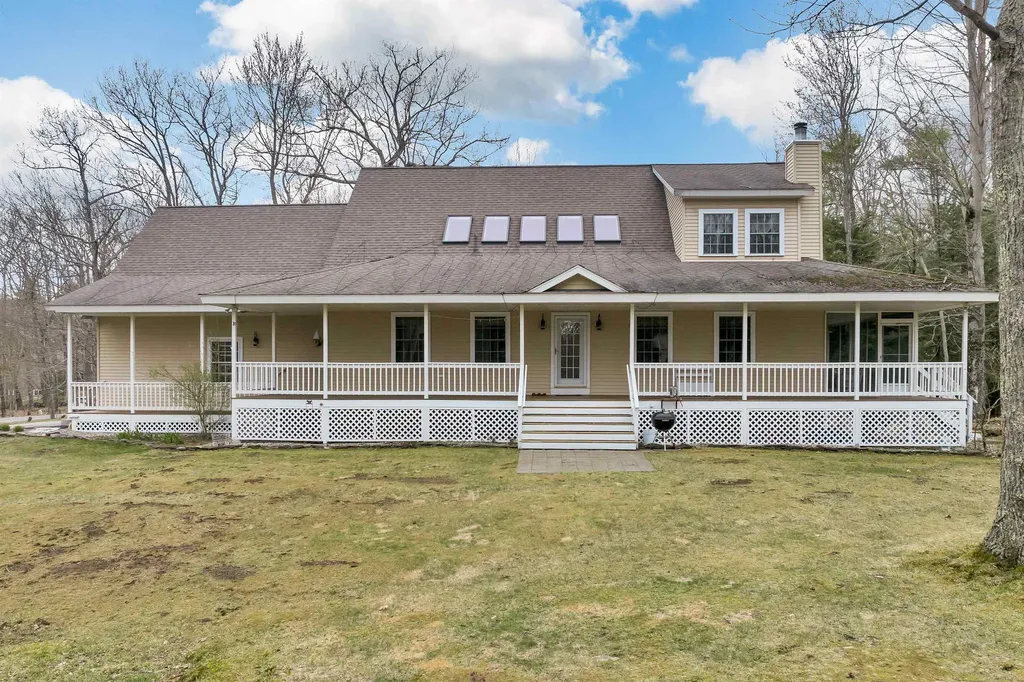 11 Windsong Place Meredith NH 03253
