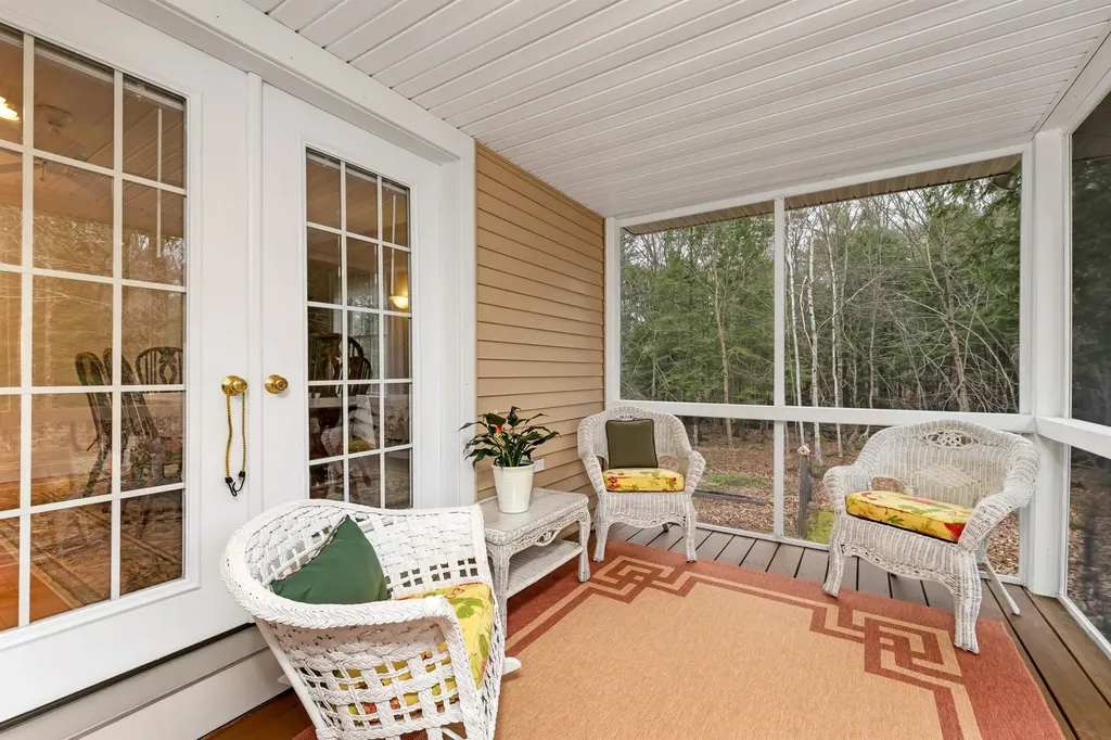 11 Windsong Place Meredith NH 03253