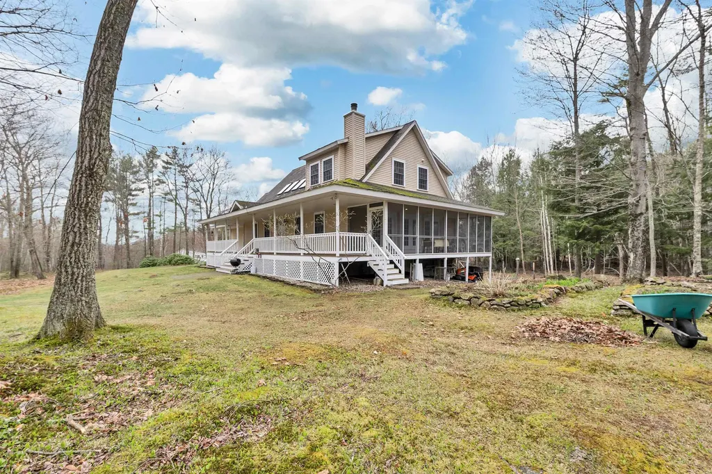 11 Windsong Place Meredith NH 03253