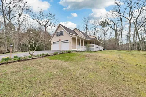 11 Windsong Place Meredith NH 03253