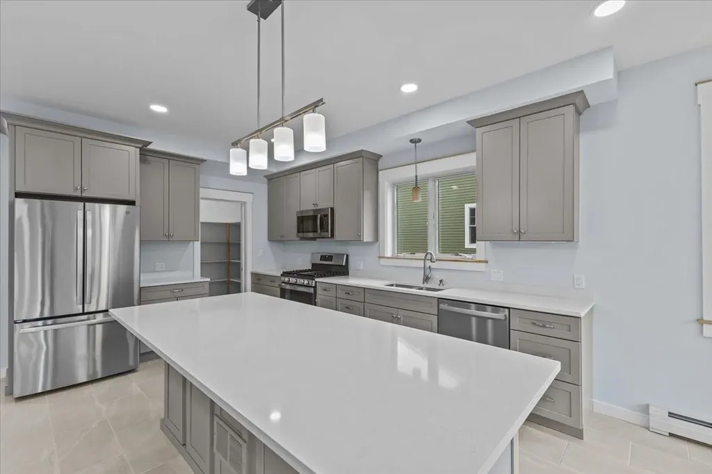 211 Highland Terrace South Burlington VT 05403