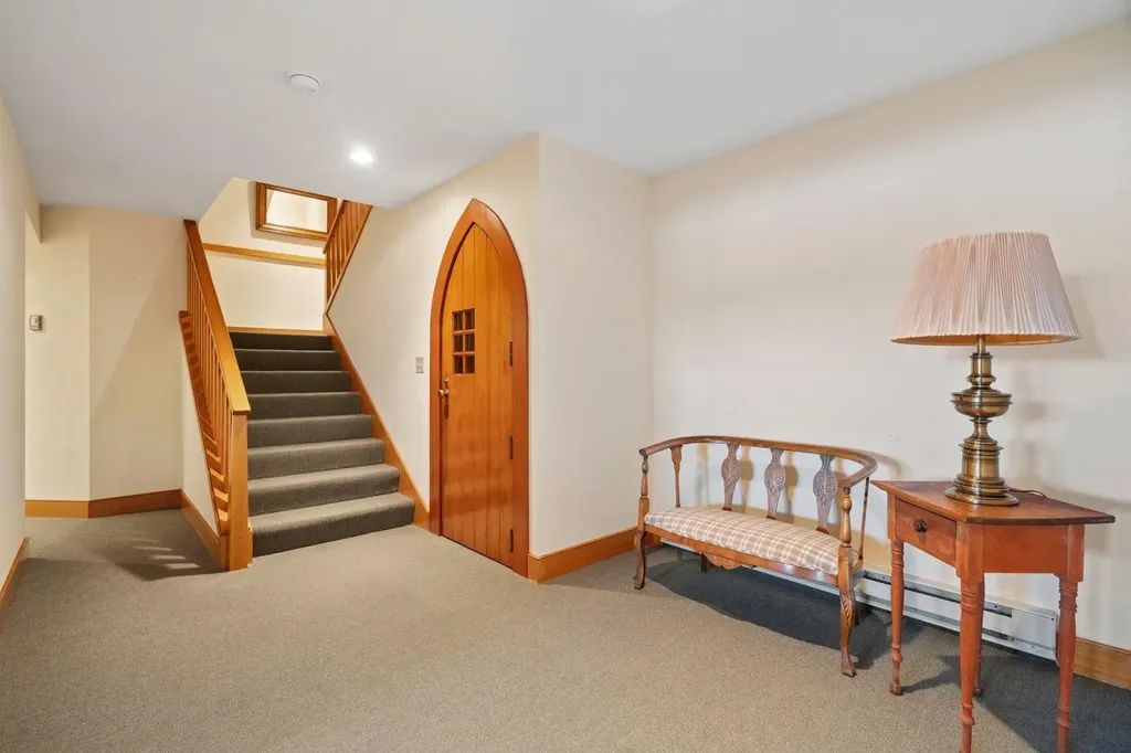 1351 Mayhew Turnpike Bridgewater NH 03222