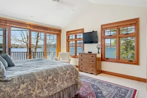 1351 Mayhew Turnpike Bridgewater NH 03222