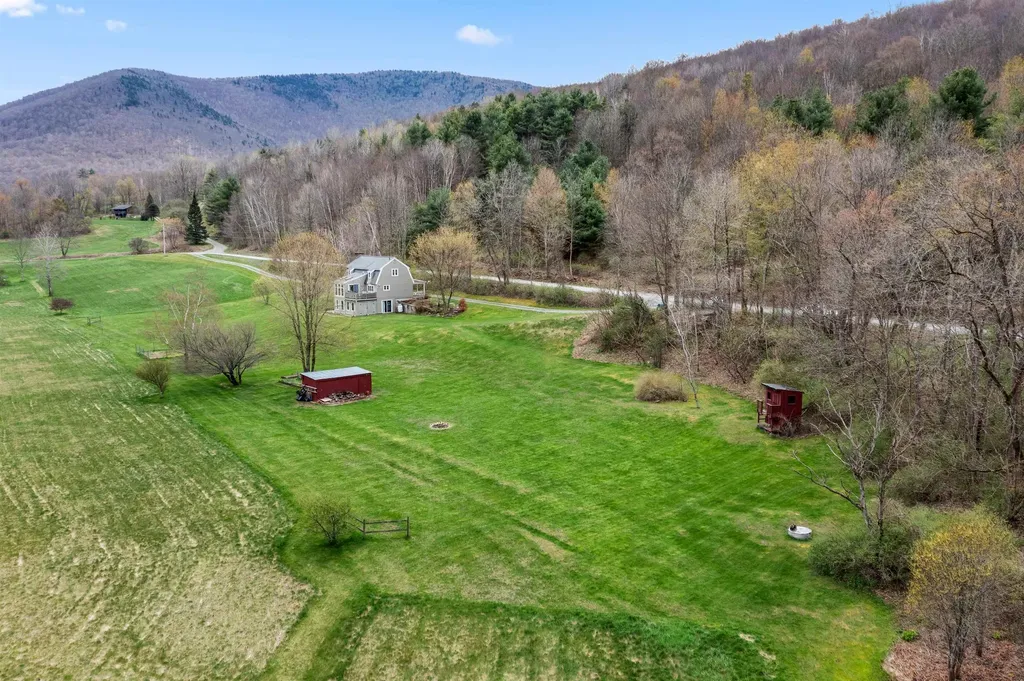 2318 River Road Arlington VT 05250