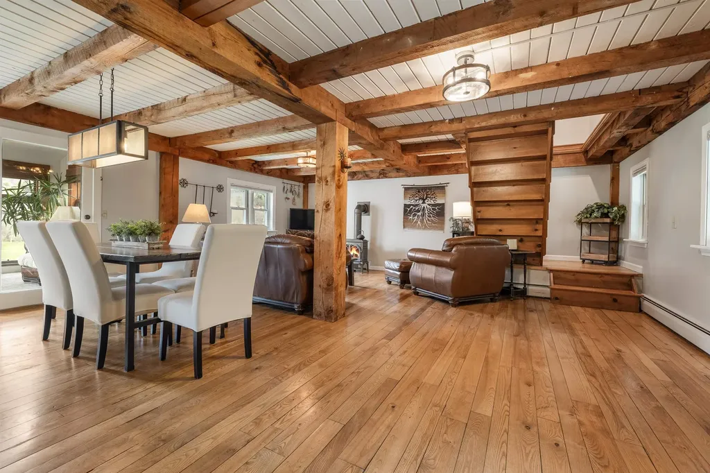 2318 River Road Arlington VT 05250