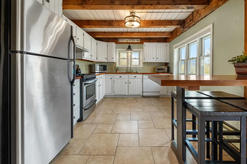 2318 River Road Arlington VT 05250