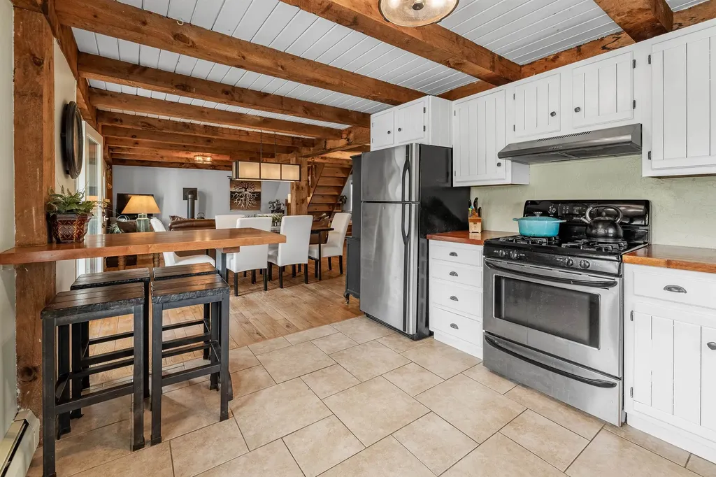 2318 River Road Arlington VT 05250