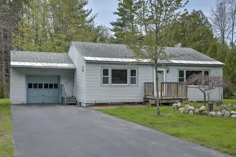 7 Dartmouth Road Swanzey NH 03446