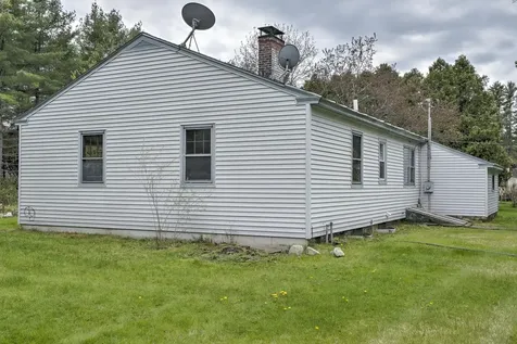 7 Dartmouth Road Swanzey NH 03446
