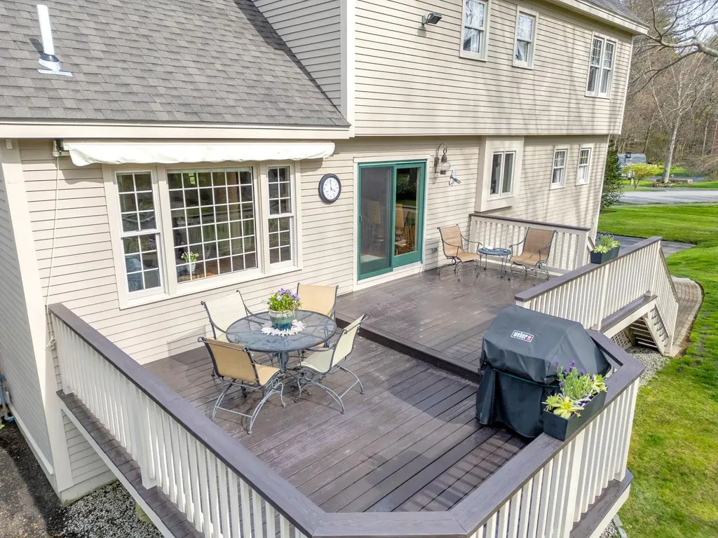 32 Alexander Drive Hampton NH 03842