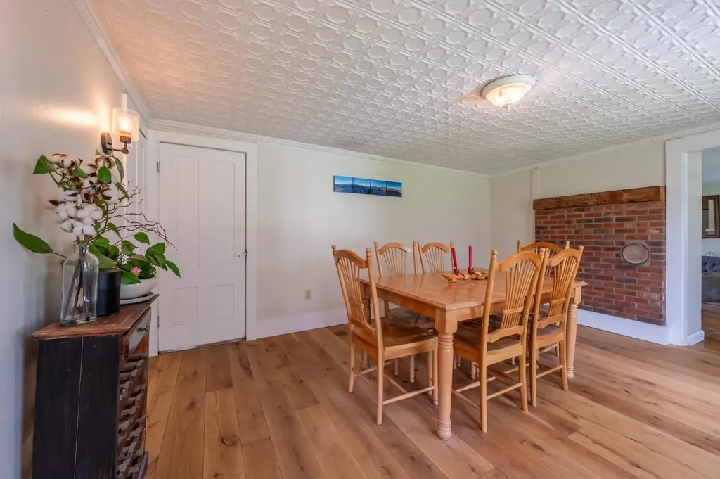 201 Us Route 4 Wilmot NH 03287