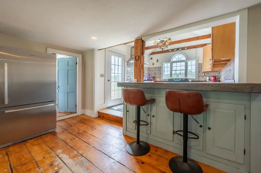 201 Us Route 4 Wilmot NH 03287