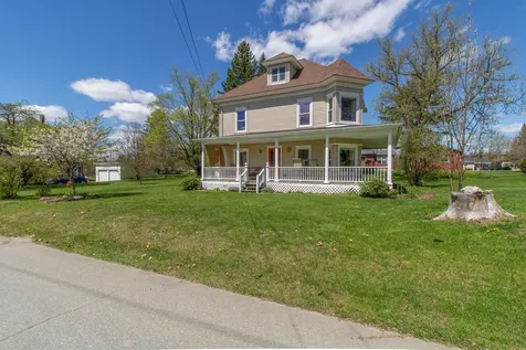 54 Colfax Street Newport City VT 05855-5505