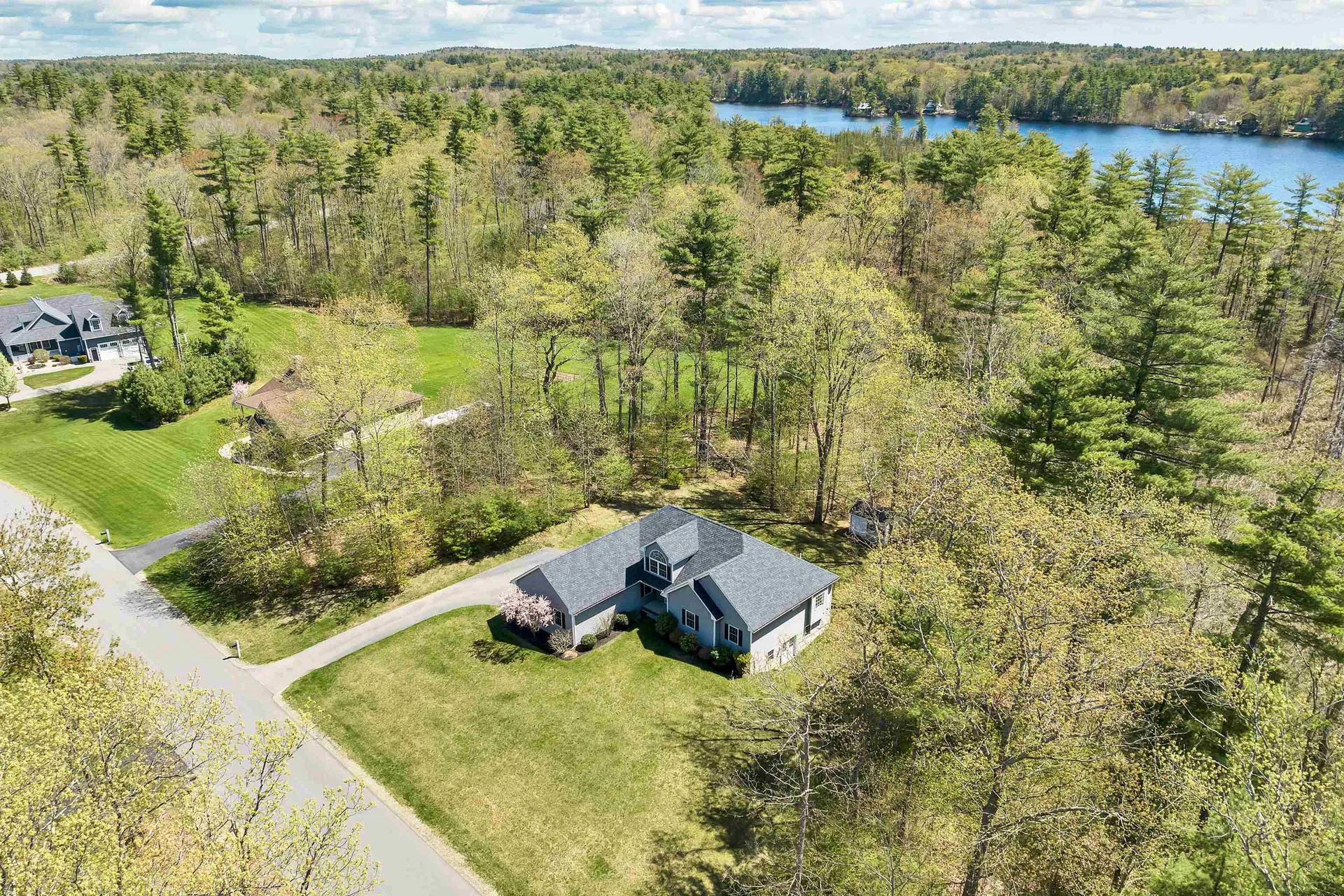 13 Phillips Pond Drive Sandown NH 03873