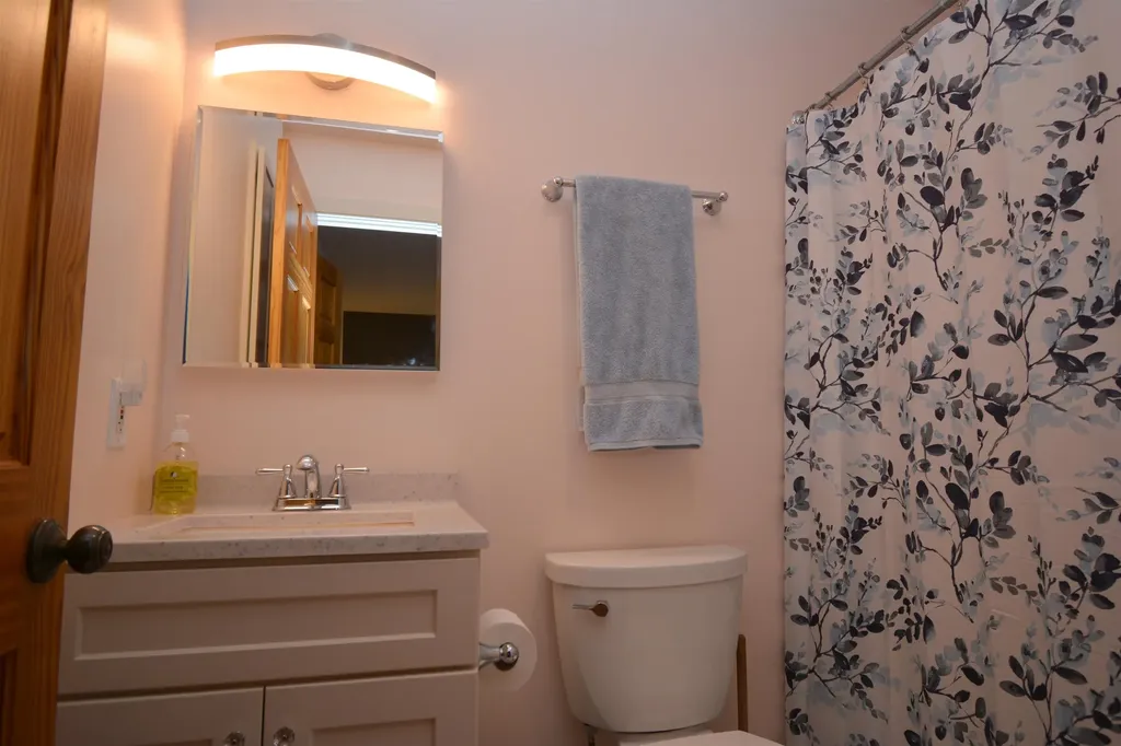 1107 Miller Pond Road Grantham NH 03753
