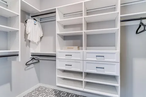 51 Elm Street Laconia NH 03246