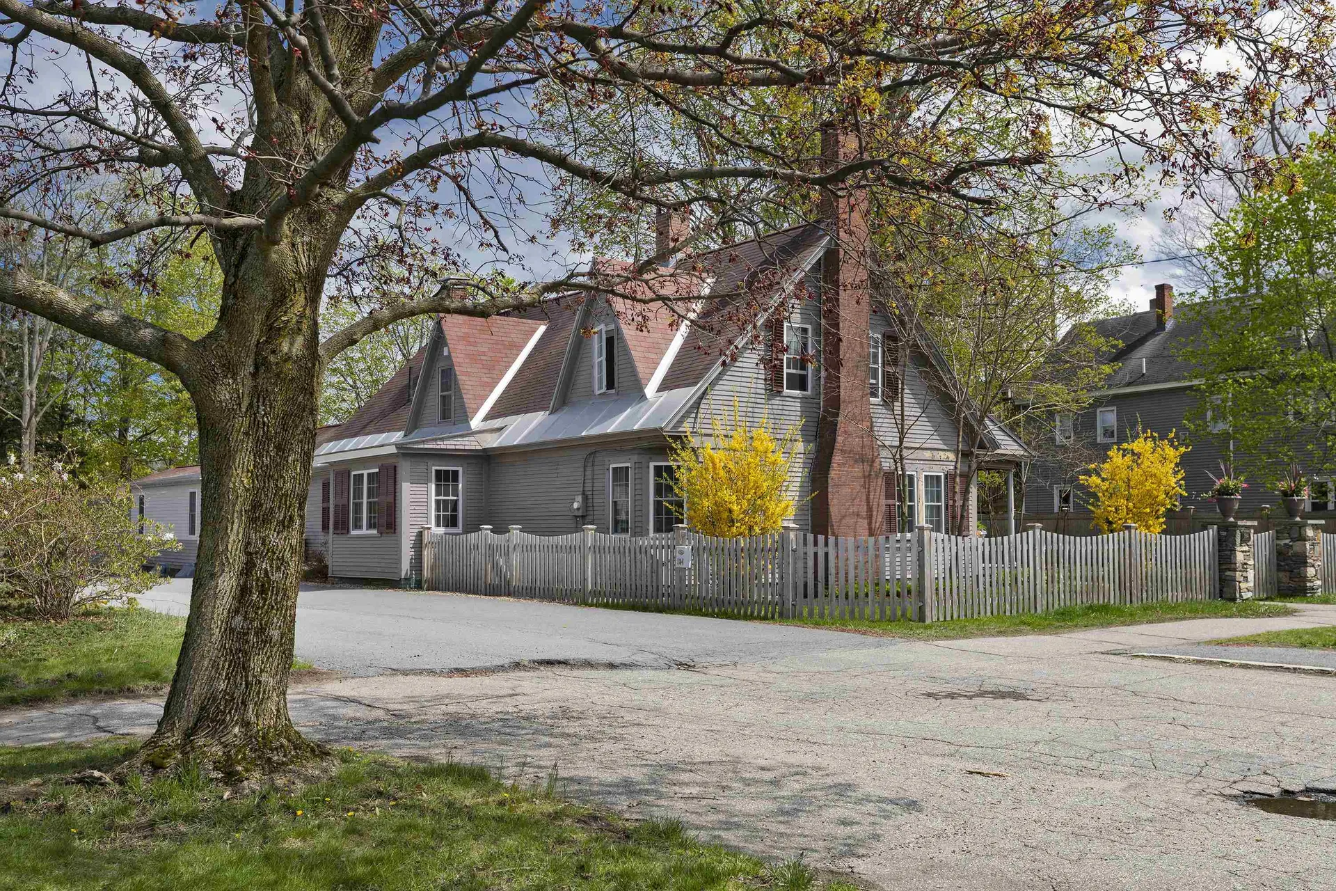 184 Broad Street Claremont NH 03743