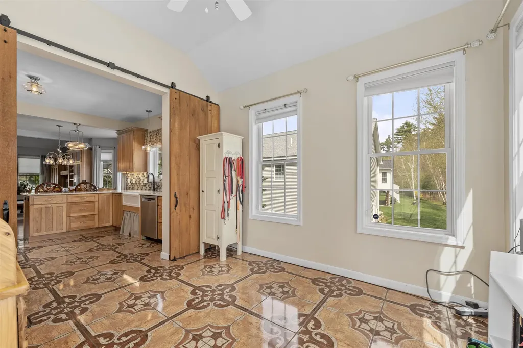 52 Port Way Laconia NH 03246