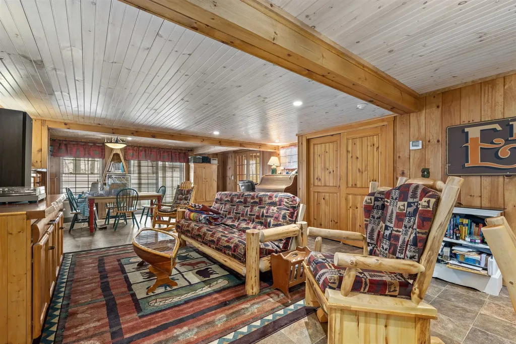 52 Port Way Laconia NH 03246