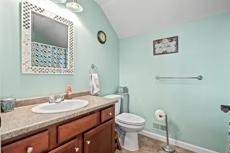 52 Port Way Laconia NH 03246