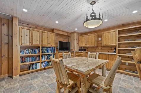 52 Port Way Laconia NH 03246