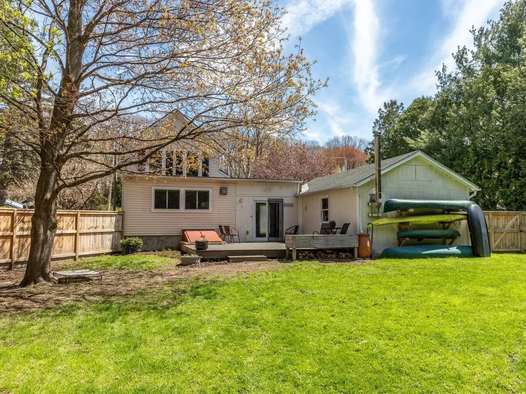 27 Meadow Road South Burlington VT 05403