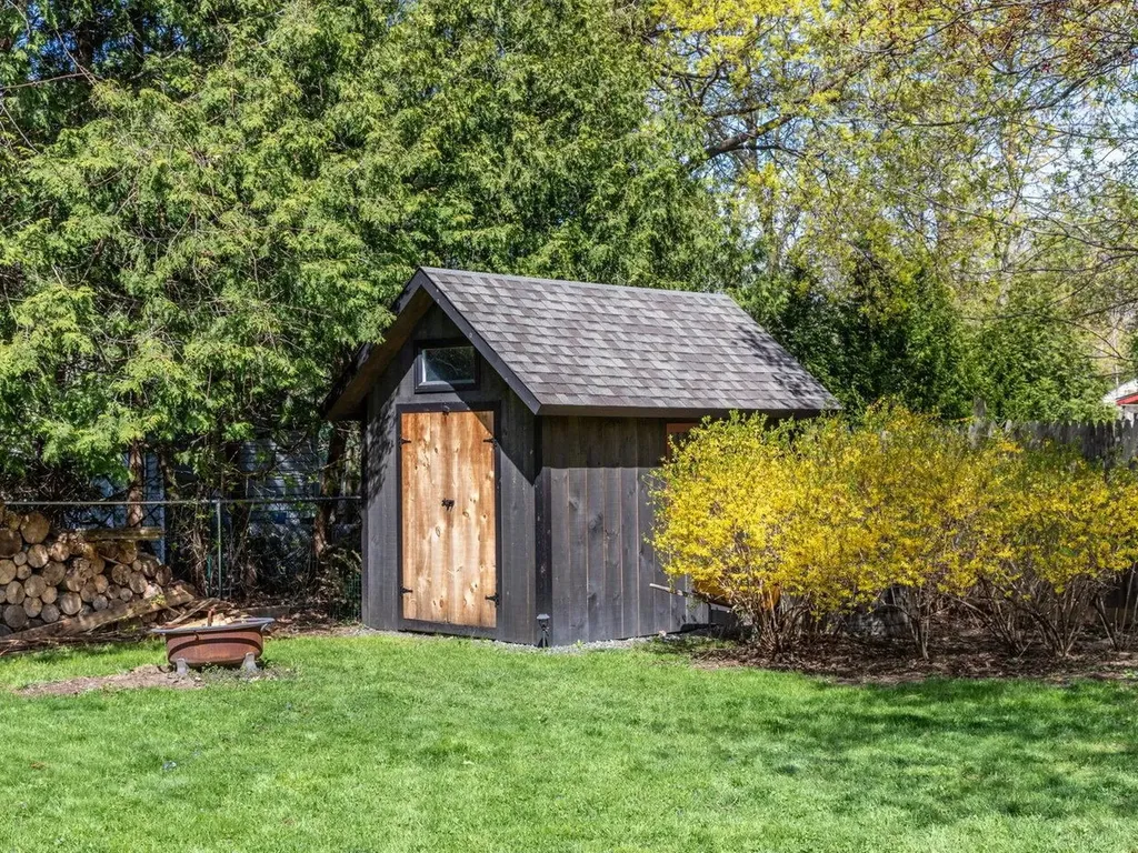 27 Meadow Road South Burlington VT 05403