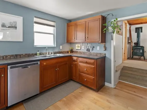 27 Meadow Road South Burlington VT 05403