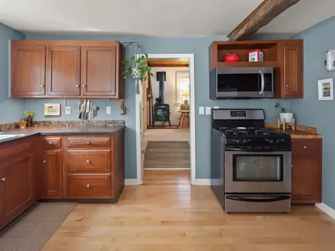 27 Meadow Road South Burlington VT 05403