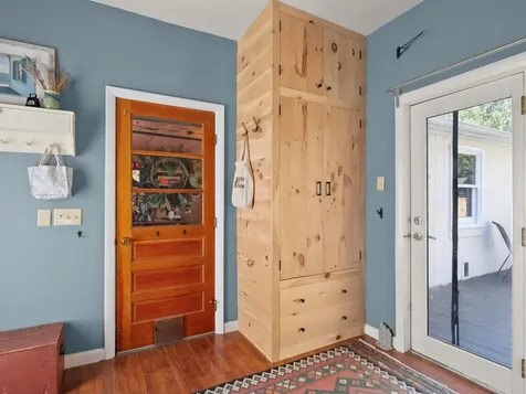 27 Meadow Road South Burlington VT 05403