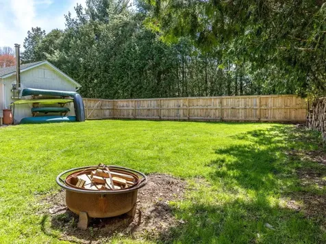 27 Meadow Road South Burlington VT 05403