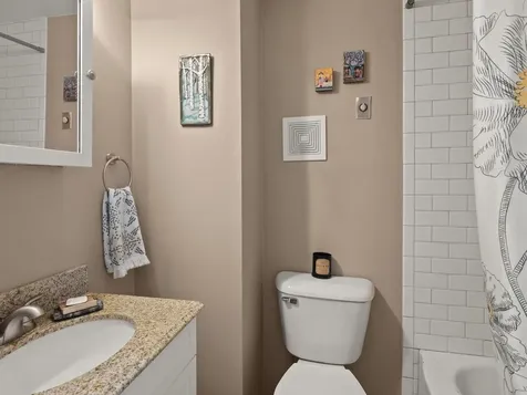 27 Meadow Road South Burlington VT 05403