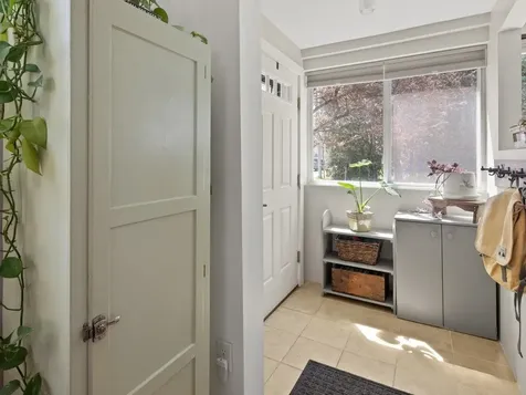 27 Meadow Road South Burlington VT 05403