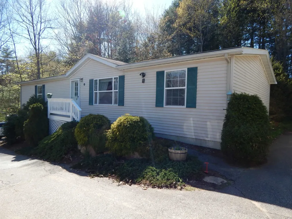 54 Magnolia Lane Belmont NH 03220