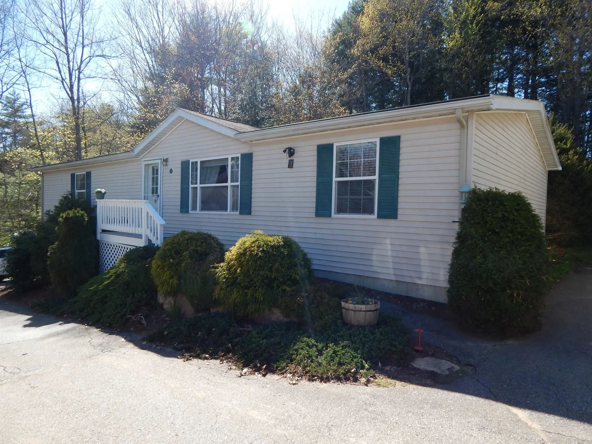 54 Magnolia Lane Belmont NH 03220