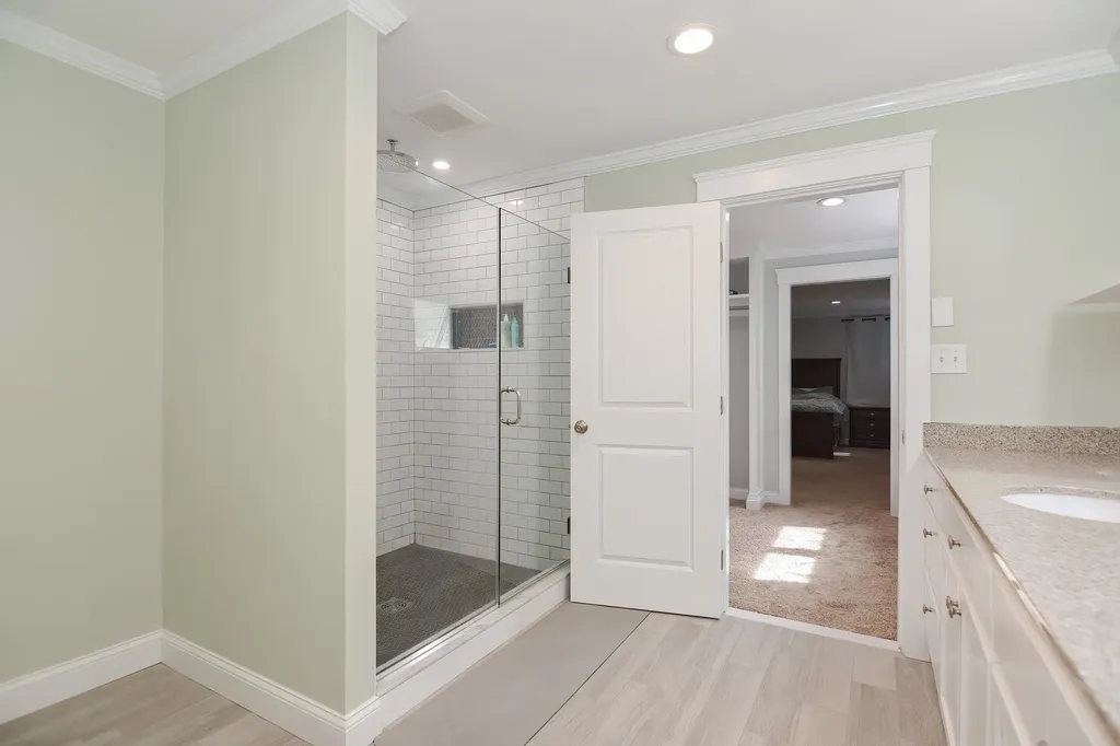 21 Fifield Street Nashua NH 03060