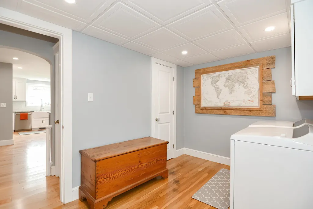 21 Fifield Street Nashua NH 03060