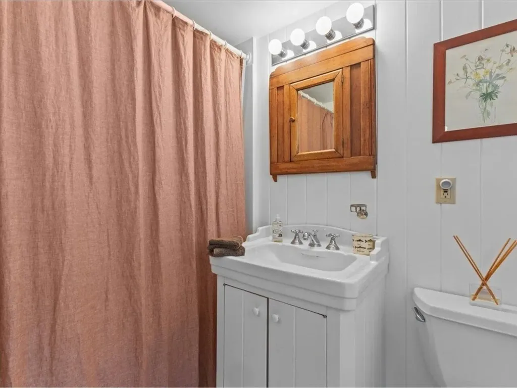 1897 North Branch Road Ripton VT 05766