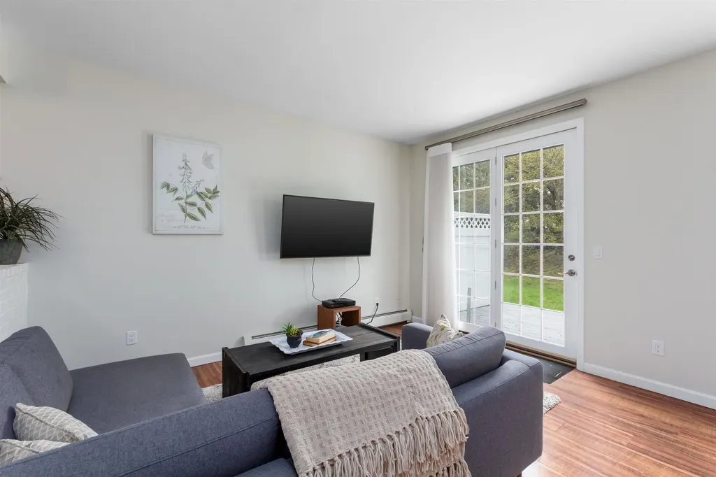 148 Hayes Avenue South Burlington VT 05403
