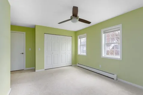 148 Hayes Avenue South Burlington VT 05403