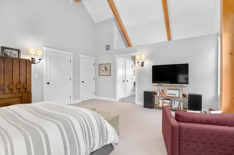 7 Scarlett Lane Rollinsford NH 03869