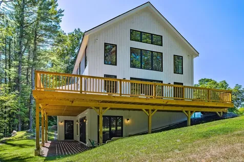 7 Scarlett Lane Rollinsford NH 03869